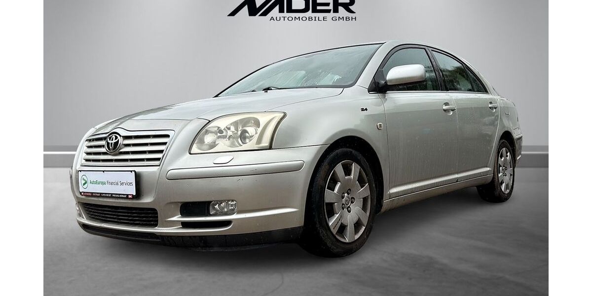 Toyota Avensis 132.000 km 4.990 &euro; Weinstadt 71384