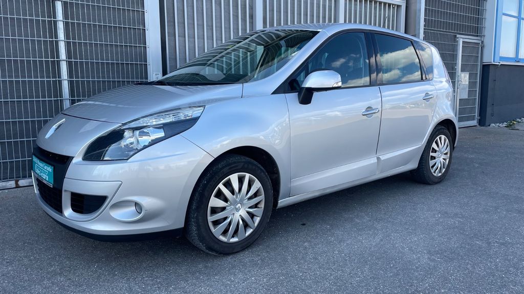 Renault Scenic 156.000 km 3.880 € Holzgerlingen 71088