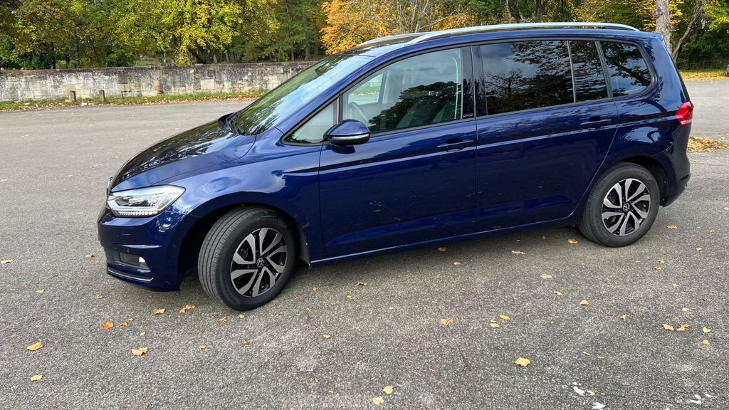 VW Touran 26.000 km 30.000 € Sindelfingen 71063