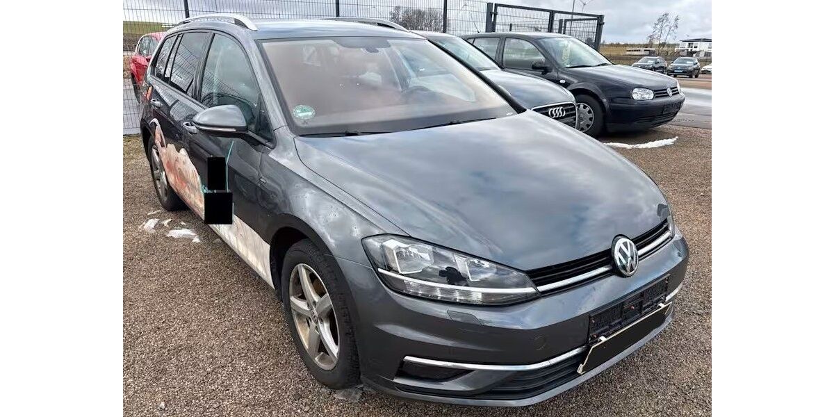 VW Golf 200.000 km 8.999 &euro; Ditzingen 71254