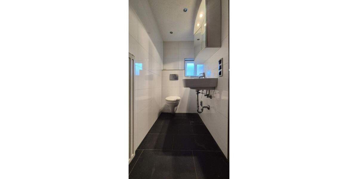 Einfamilienhaus Stuttgart Untertürkheim - 5 Zimmer, 123 m&sup2;, 477.000&euro; | Angebot:24713323