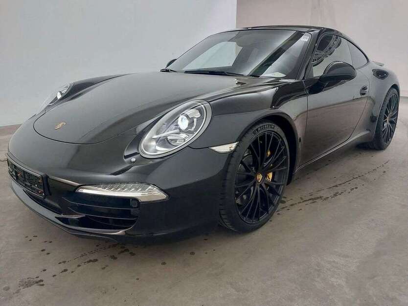 911