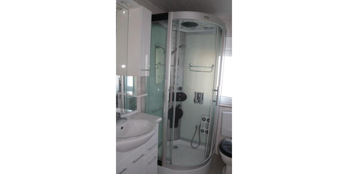 Dachgeschoßwohnung Stuttgart Neuwirtshaus - 3 Zimmer, 56 m&sup2;, 760&euro; | Angebot:26248981