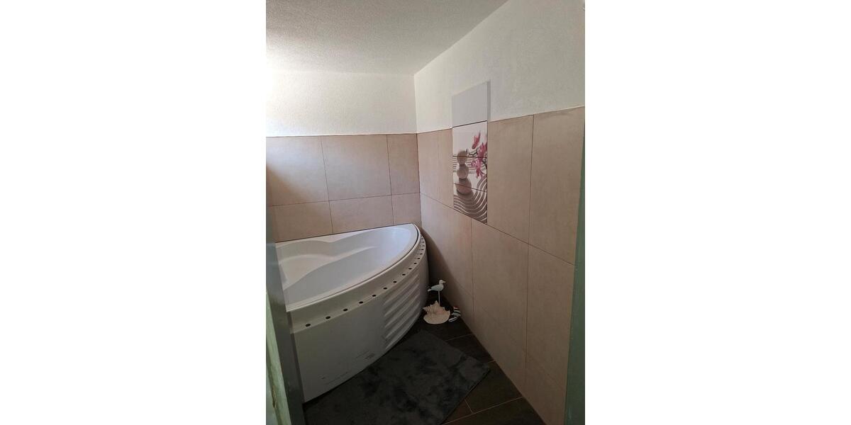 Reihenhaus Reutlingen Sondelfingen - 5 Zimmer, 87 m&sup2;, 1.200&euro; | Angebot:26169591