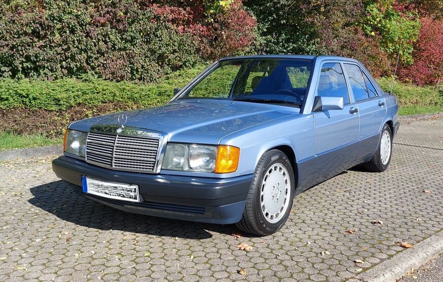 Mercedes-Benz 190 139.600 km 10.500 € Asperg 71679