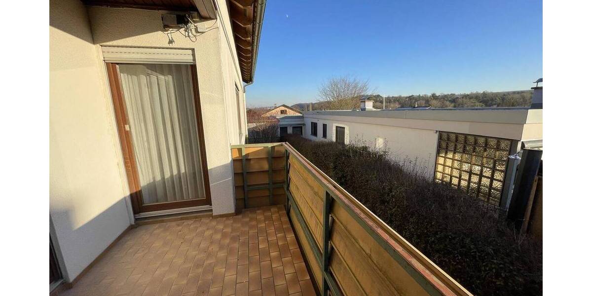 Etagenwohnung Vaihingen an der Enz Roßwag - 5 Zimmer, 104 m&sup2;, 285.000&euro; | Angebot:26082965