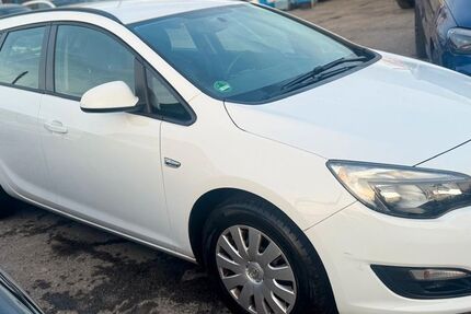 Opel Astra 144.000 km 5.900 &euro; Sindelfingen 71065