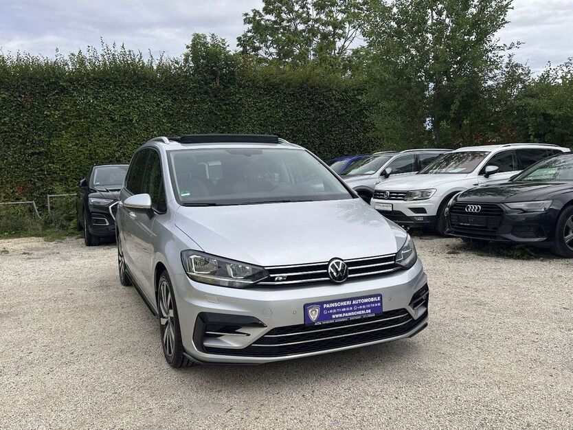 VW Touran 119.000 km 20.699 € Stuttgart 70567