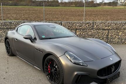 Maserati Granturismo 6.200 km 142.800 € Aidlingen 71134