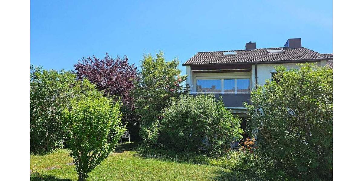 Reihenendhaus Sindelfingen Mitte - 7 Zimmer, 155 m&sup2;, 549.000&euro; | Angebot:25702479