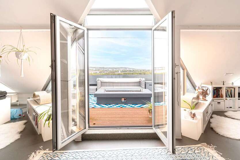 Wohnung zum Kaufen in Stuttgart 1.699.000 € 245 m²