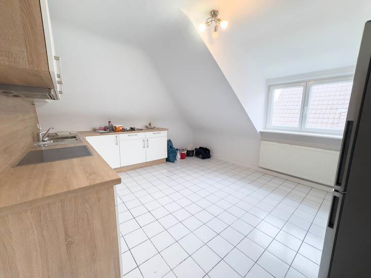 Dachgeschoßwohnung Stuttgart Bad Cannstatt - 3 Zimmer, 75 m&sup2;, 990&euro; | Angebot:26355327