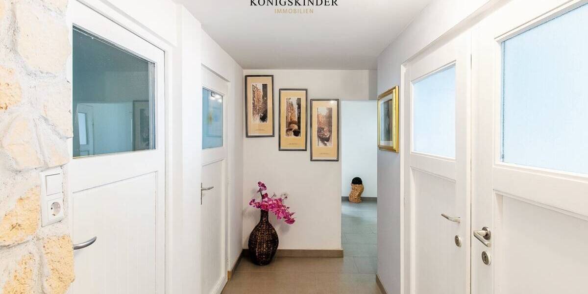 Einfamilienhaus Ditzingen / Hirschlanden Hirschlanden - 8 Zimmer, 199 m&sup2;, 699.000&euro; | Angebot:26472257