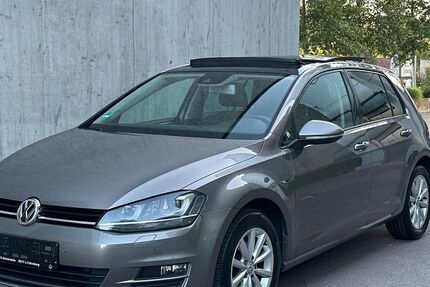 VW Golf 92.000 km 13.990 &euro; Leinfelden-Echterdingen (Musberg) 70771