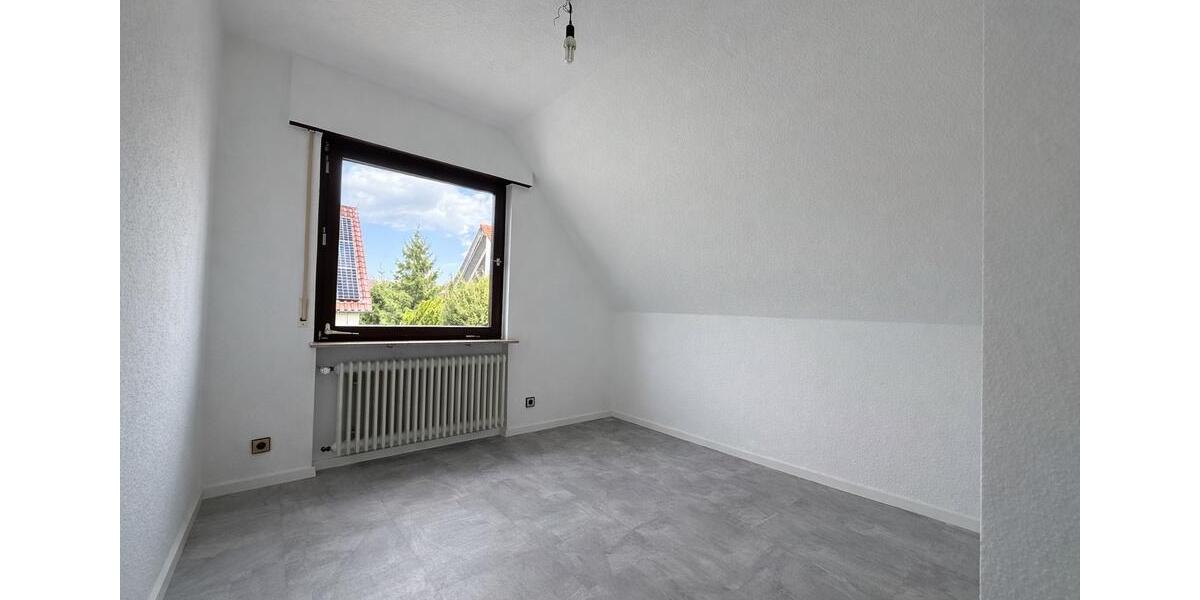Einfamilienhaus Böblingen Dagersheim - 6.5 Zimmer, 175 m&sup2;, 795.000&euro; | Angebot:26227849