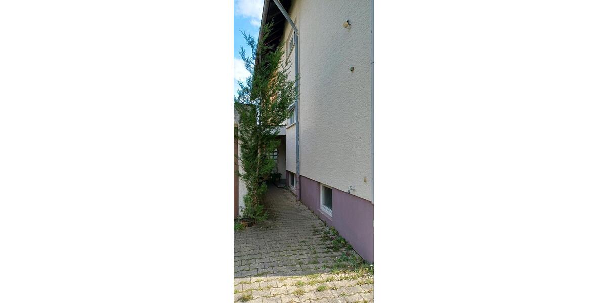 Dachgeschoßwohnung Aichtal - 2 Zimmer, 53 m&sup2;, 125.000&euro; | Angebot:26804420