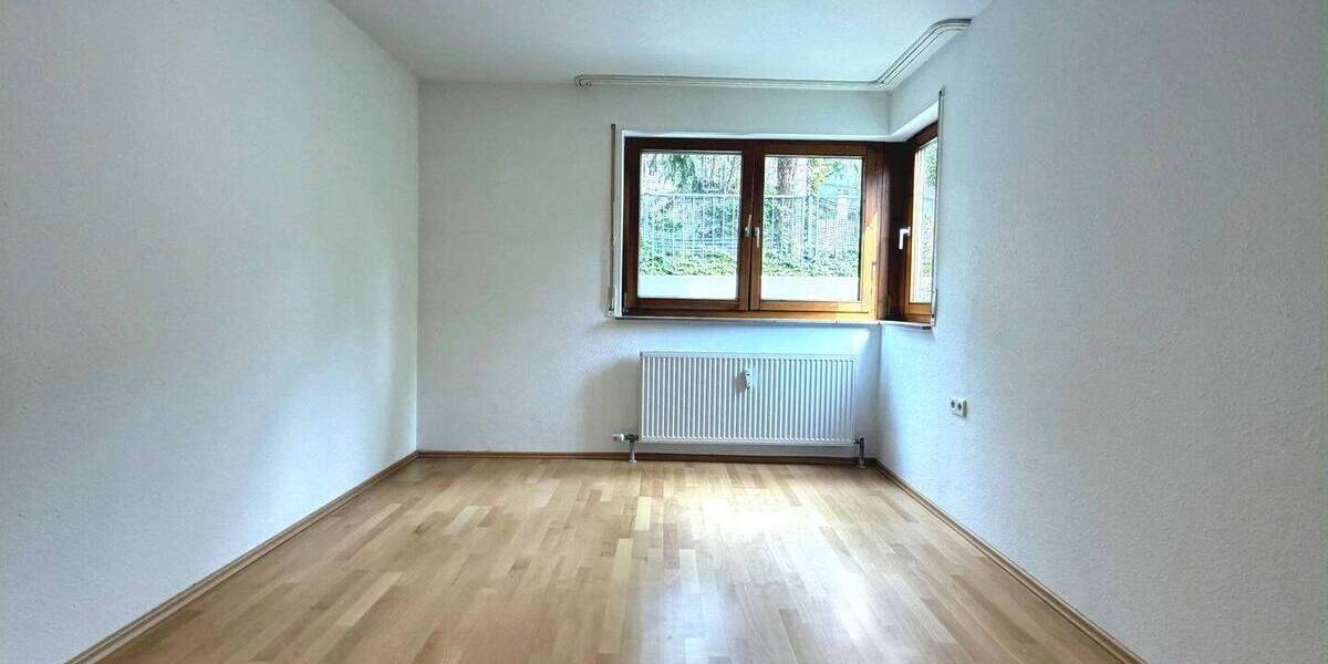 Etagenwohnung Leonberg Ramtel - 4 Zimmer, 98 m&sup2;, 357.000&euro; | Angebot:26488750