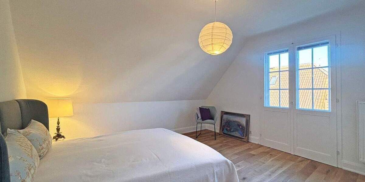 Etagenwohnung Stuttgart Sonnenberg - 4 Zimmer, 108 m&sup2;, 2.150&euro; | Angebot:25215153