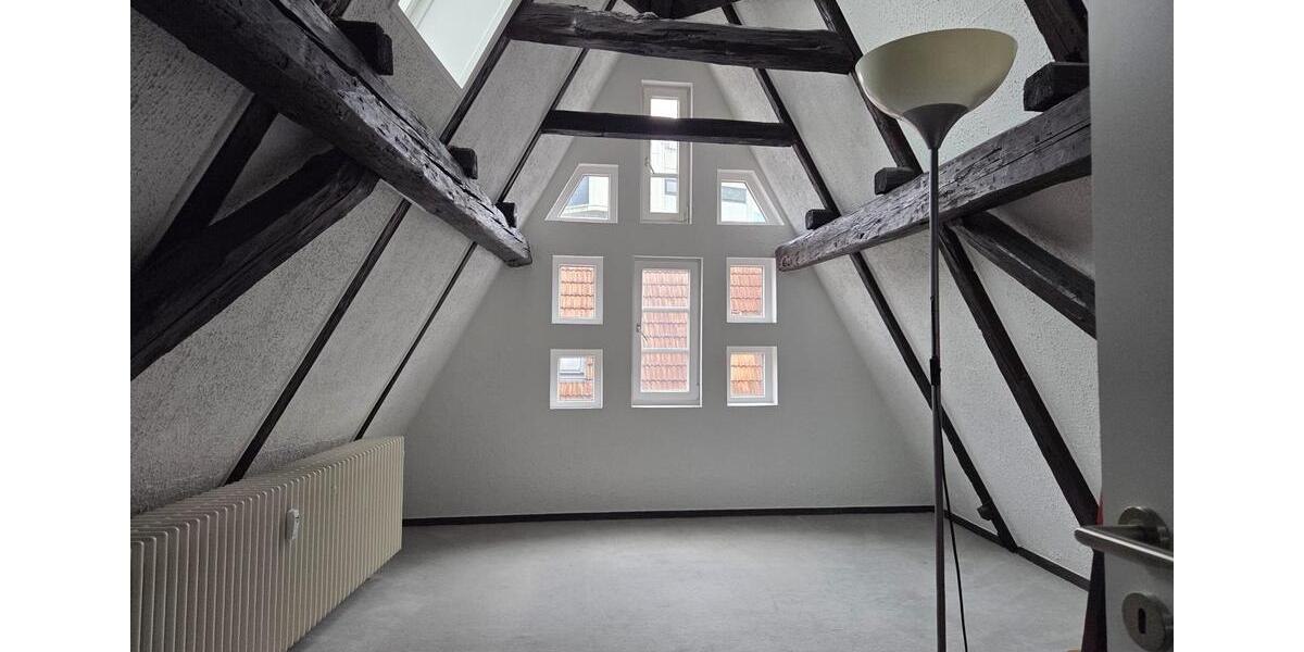 Waiblingen am Marktplatz 3,5-Zimmer-Maisonettewohnung in historischem Fachwerkhaus 3.5 zimmer