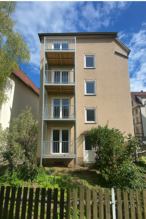 Kernsanierte, ruhige & helle, 3-Zimmer Wohnung