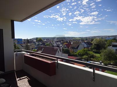 ERSTBEZUG NACH KOMPLETTSANIERUNG MIT AUSSICHT 3 zimmer