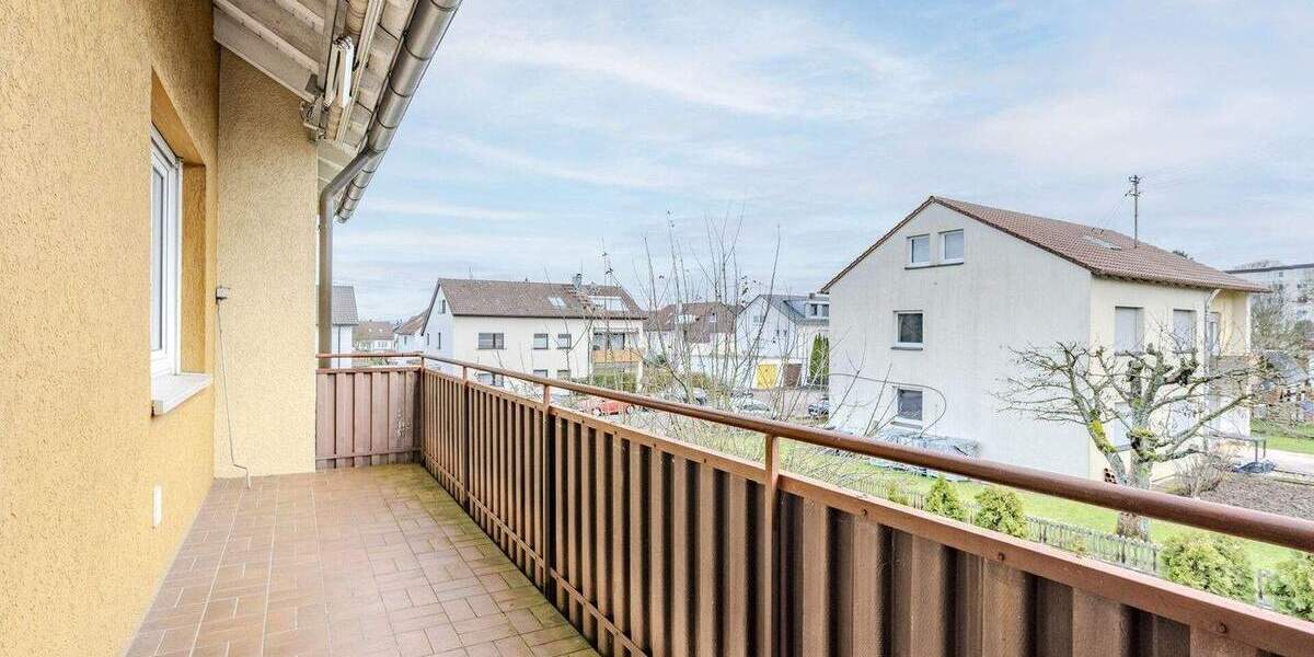 Mehrfamilienhaus, Wohnhaus Sindelfingen / Maichingen Maichingen - 8 Zimmer, 145 m&sup2;, 695.000&euro; | Angebot:24251105