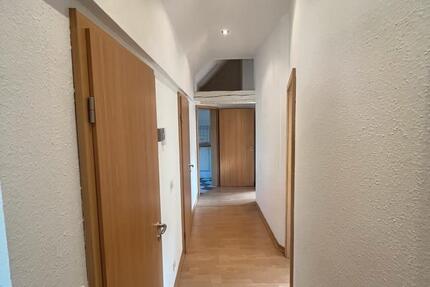 Schöne 2 Zimmer DG-Wohnung in Stuttgart Gablenberg 2 zimmer