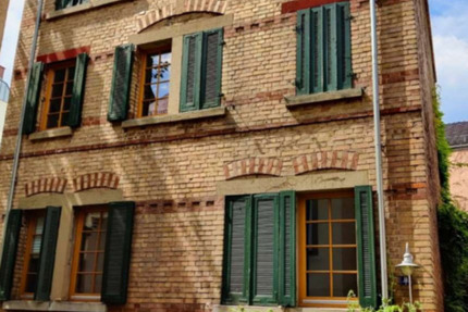 Lichtdurchflutete 3-Zimmer-Maisonette Wohnung mit Altbauflair 3 zimmer