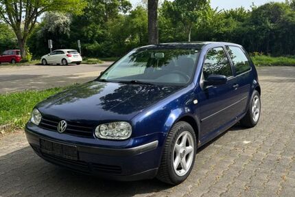 VW Golf 139.000 km 2.100 &euro; Stuttgart 70374