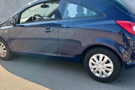 Opel Corsa 141.000 km 1.750 &euro; Stuttgart 70567