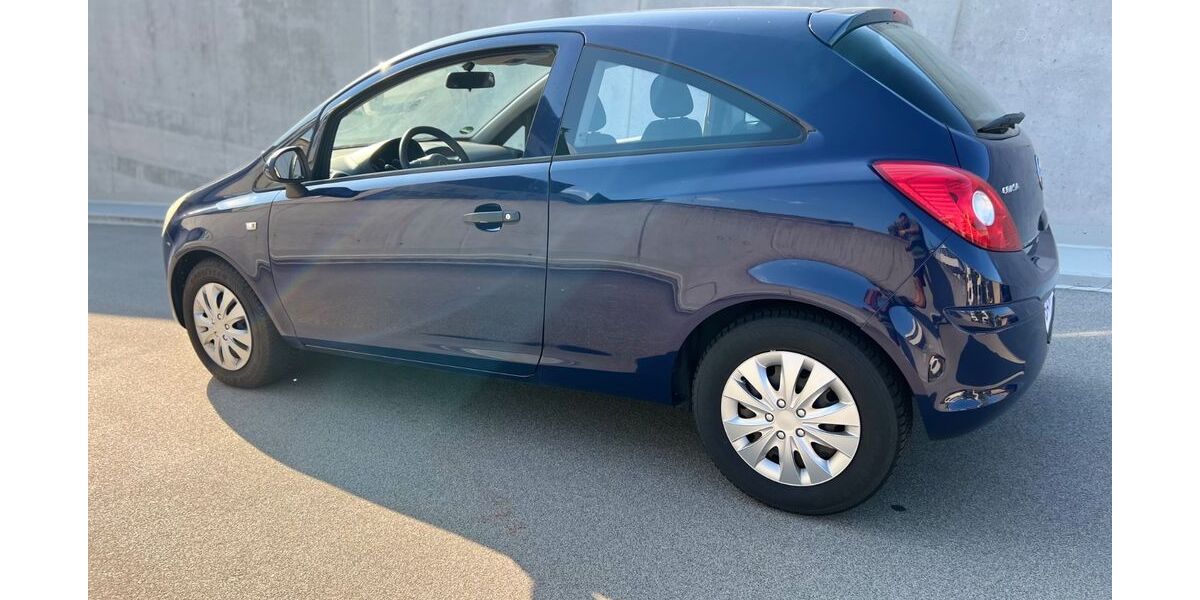 Opel Corsa 141.000 km 1.750 &euro; Stuttgart 70567