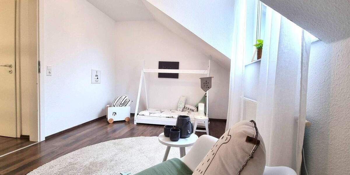 Reihenmittelhaus Leinfelden-Echterdingen Leinfelden - 5 Zimmer, 113 m&sup2;, 2.300&euro; | Angebot:25228623