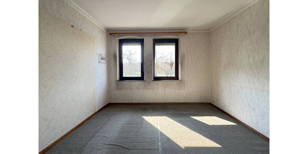 Mehrfamilienhaus, Wohnhaus Ludwigsburg Nord - 9 Zimmer, 168 m&sup2;, 469.000&euro; | Angebot:26107309