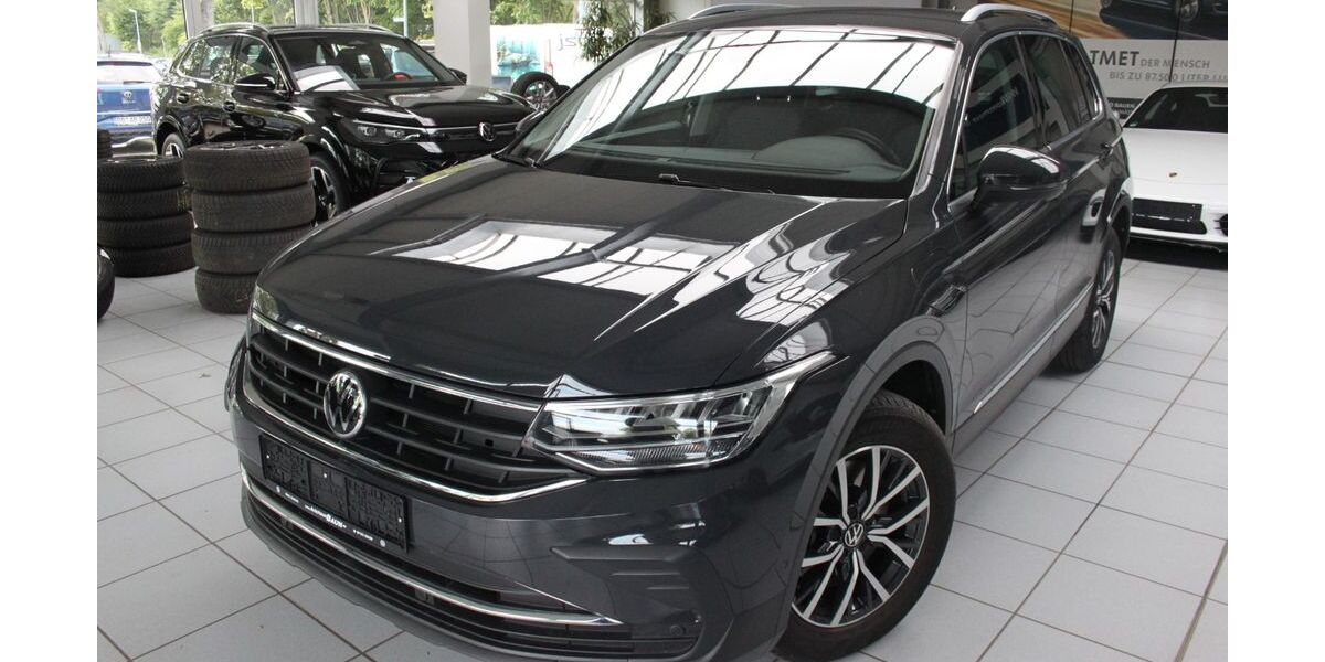 VW Tiguan 45.000 km 27.990 € Weil im Schönbuch 71093
