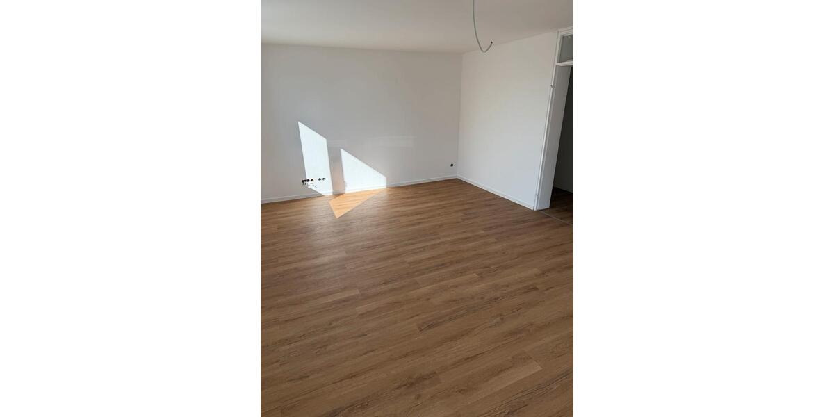 Etagenwohnung Plochingen - 3.5 Zimmer, 100 m&sup2;, 1.490&euro; | Angebot:26426627