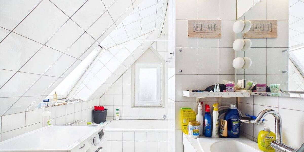 Mehrfamilienhaus, Wohnhaus Stuttgart Zuffenhausen - 8 Zimmer, 176 m&sup2;, 547.000&euro; | Angebot:26684039