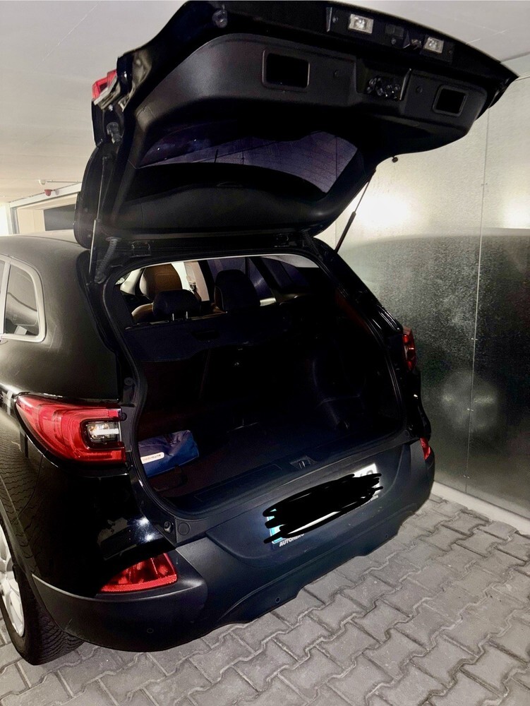 Renault Kadjar 82.000 km 10.800 € Stuttgart 70173