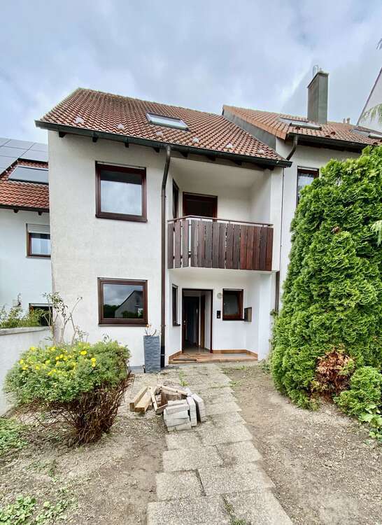 Haus zum Mieten in Wimsheim 1.650 € 153 m²