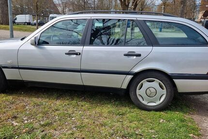 Mercedes-Benz C 250 199.900 km 6.666 € Ostfildern 73760