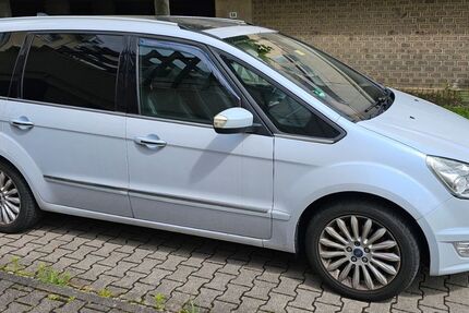Ford Galaxy 254.000 km 6.400 &euro; Stuttgart 70435