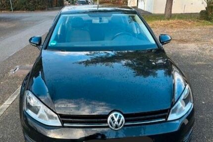 VW Golf 117.000 km 9.500 &euro; Asperg 71679