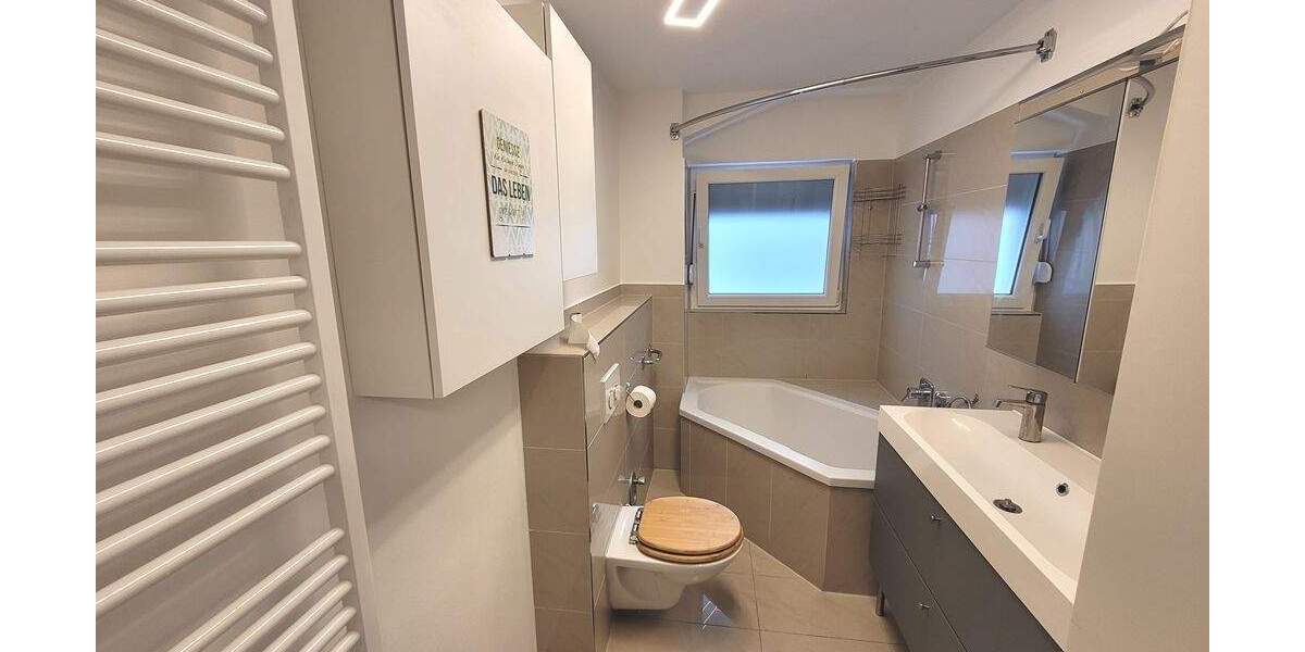 Etagenwohnung Stuttgart Obertürkheim - 3 Zimmer, 72 m&sup2;, 1.250&euro; | Angebot:26244592