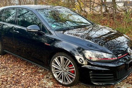 VW Golf 136.000 km 15.439 &euro; Albershausen 73095