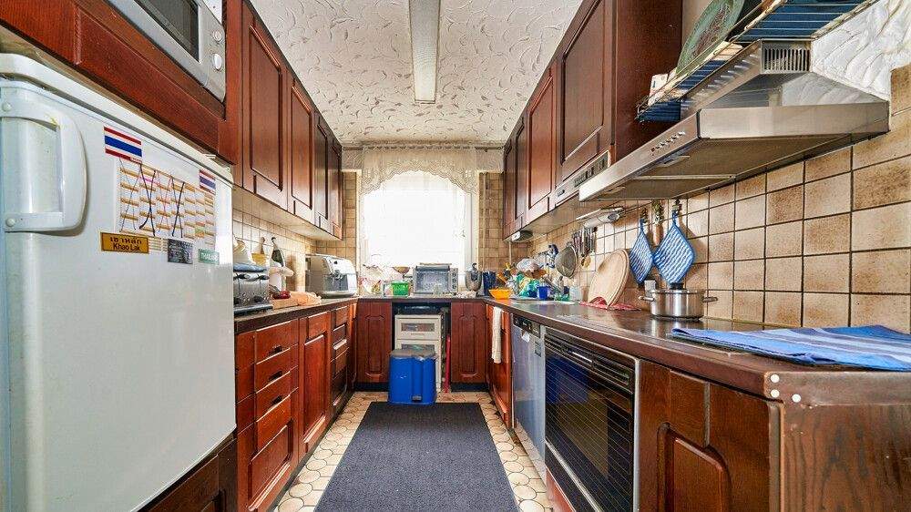 Ansprechendes Einfamilienhaus mit Garten und eigener Garage, in bester Lage von Neckarweihingen! 5 zimmer