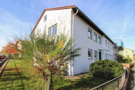 Haus Stuttgart Rot - 6 Zimmer, 131 m&sup2;, 398.000&euro; | Angebot:26487029