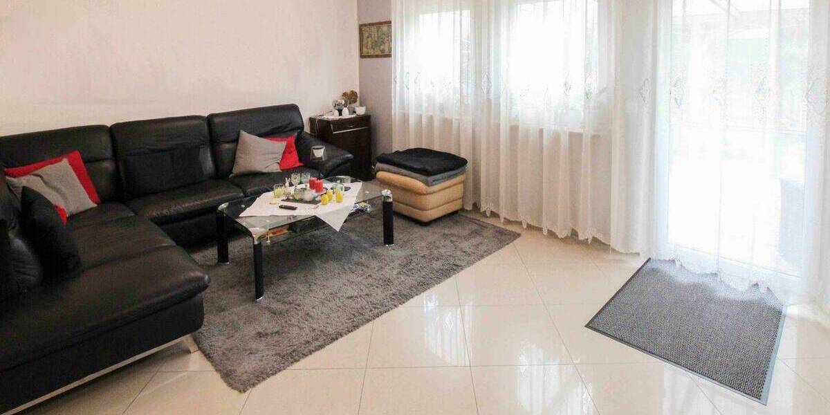 Reihenmittelhaus Korntal-Münchingen Münchingen - 5 Zimmer, 152 m&sup2;, 649.000&euro; | Angebot:26156436