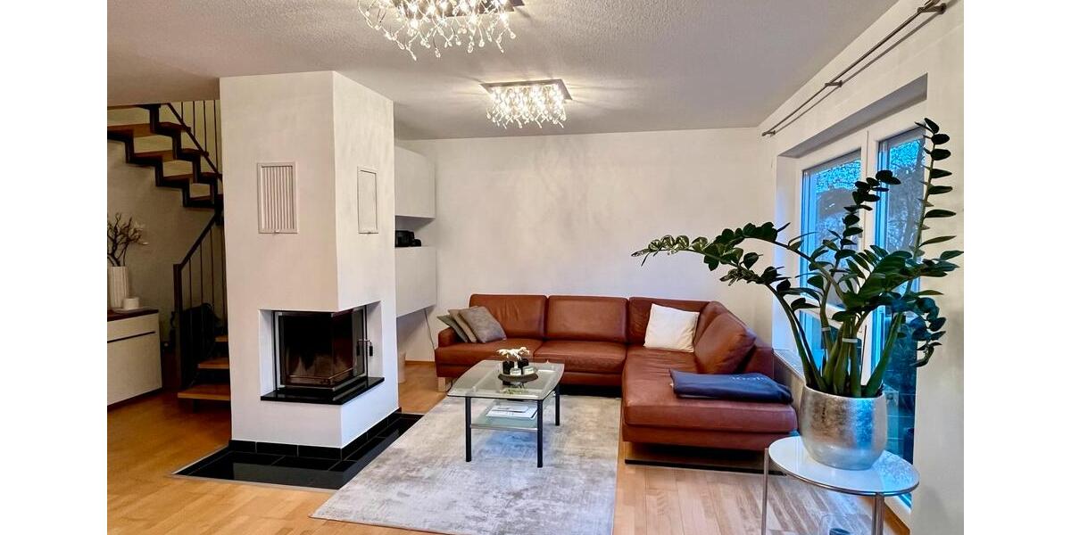 Einfamilienhaus Weinstadt - 9 Zimmer, 247 m&sup2;, 995.000&euro; | Angebot:26825977