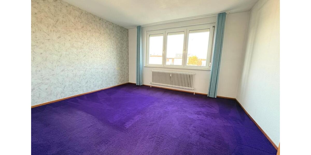 Hochparterre Holzgerlingen - 4.5 Zimmer, 99 m&sup2;, 1.700&euro; | Angebot:25612116