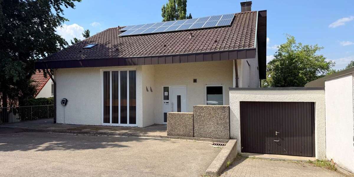 Einfamilienhaus Schorndorf - 10 Zimmer, 335 m&sup2;, 790.000&euro; | Angebot:27072361