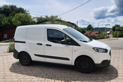 Ford Courier 129.000 km 6.200 &euro; Kirchentellinsfurt 72138